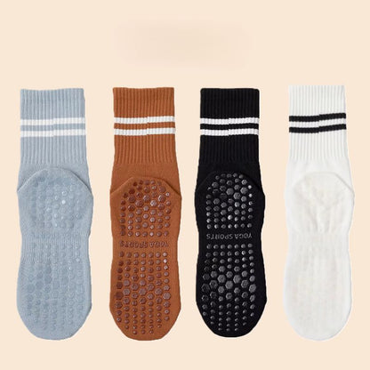 chaussettes-antiderapantes-coloris-differents