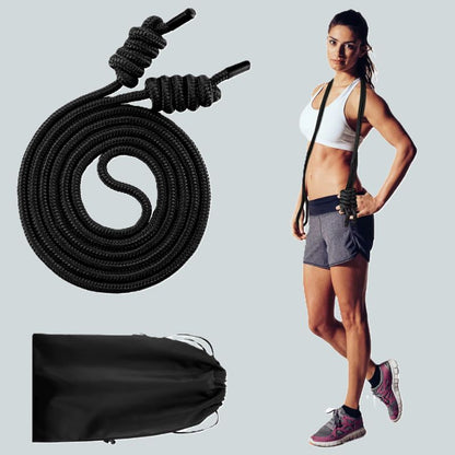 corde_a_sauter_lourde_noire_femme_brassiere_blanche_et_short_gris