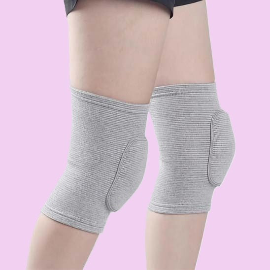 genouillere danse grises genoux femme en short