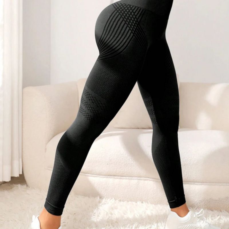 legging-noir-jambes-musclees-de-femme