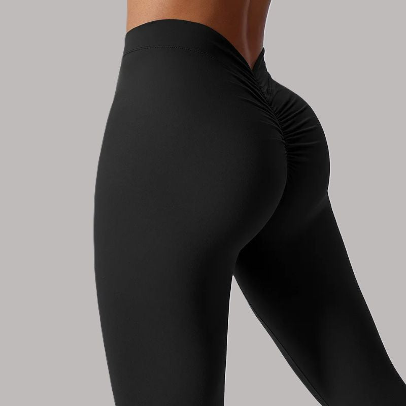 legging-noir-fessier-de-femme