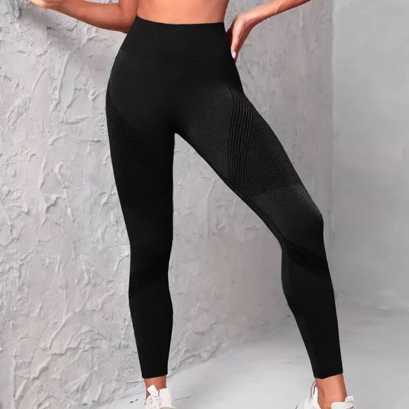 legging-sport-noir-jambes-de-femme