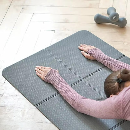tapis-gym-femme-bras-tendus-front-au-sol